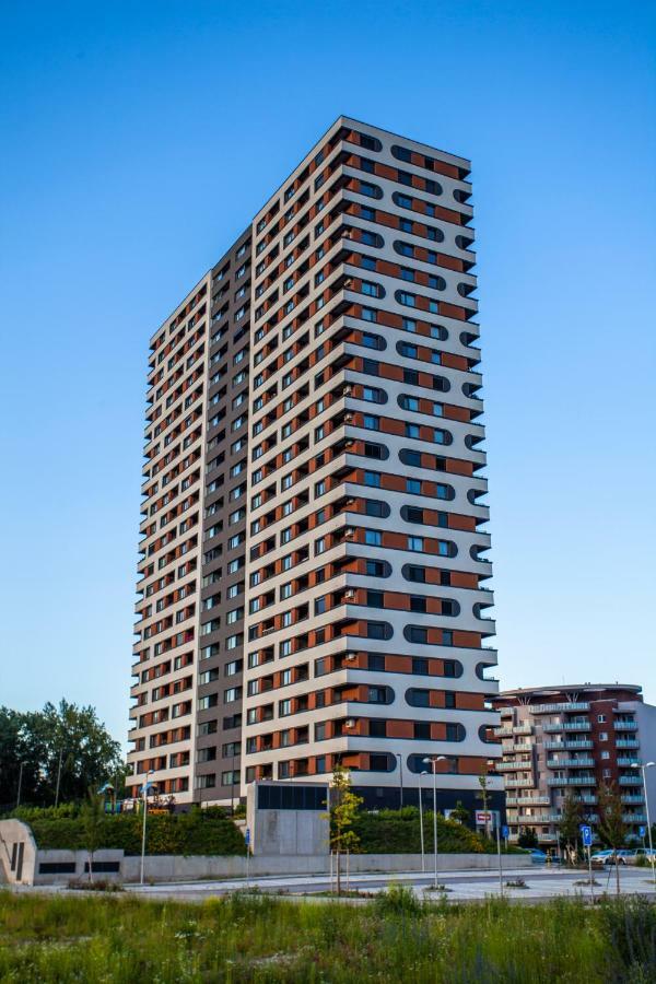 Air-Conditioned City View Apartment 24H Check-In Братислава Екстериор снимка