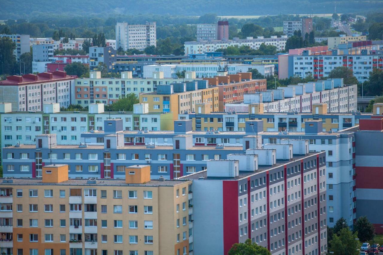 Air-Conditioned City View Apartment 24H Check-In Братислава Екстериор снимка